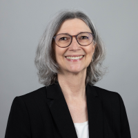 Dr. Pamela Farr